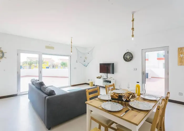 Lovely & New Διαμέρισμα Atouguia Da Baleia